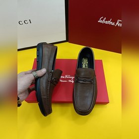 Ferragamo Мягкая подошва и мягкая поверхность. Классические туфл