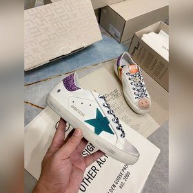 3D-граффики с изображением уток-мандаринок Golden Goose Deluxe B