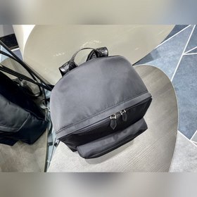 Рюкзак Givenchy, универсальный, подходит для мужчин и женщин Изго