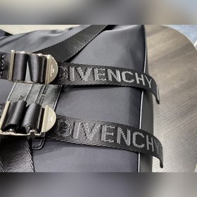 Рюкзак Givenchy, универсальный, подходит для мужчин и женщин Изго