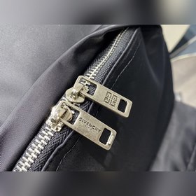 Рюкзак Givenchy, универсальный, подходит для мужчин и женщин Изго