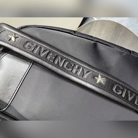 Рюкзак Givenchy, универсальный, подходит для мужчин и женщин Изго