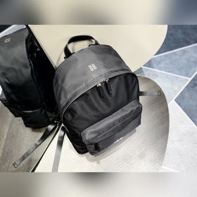 Рюкзак Givenchy, универсальный, подходит для мужчин и женщин Изго