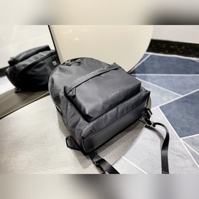 Рюкзак Givenchy, универсальный, подходит для мужчин и женщин Изго