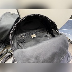 Рюкзак Givenchy, универсальный, подходит для мужчин и женщин Изго