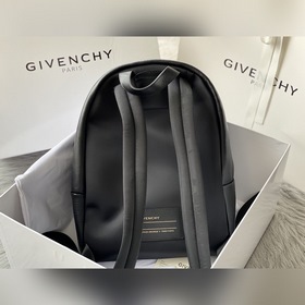 Givenchy Полностью кожаный рюкзак, универсальный для мужчин и жен
