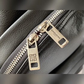 Givenchy Полностью кожаный рюкзак, универсальный для мужчин и жен