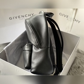 Givenchy Полностью кожаный рюкзак, универсальный для мужчин и жен