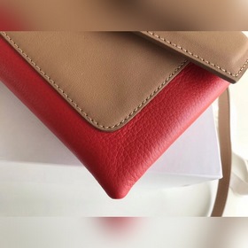 Givenchy Конверт-сумка через плечо Модель № 0147 Размеры： 23*16*4