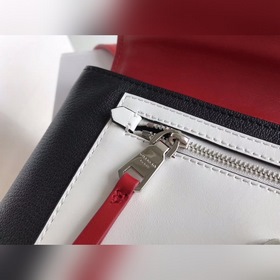 Givenchy Конверт-сумка через плечо Модель № 0147 Размеры： 23*16*4