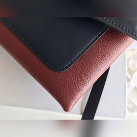 Givenchy Конверт-сумка через плечо Модель № 0147 Размер： 23*16*4,
