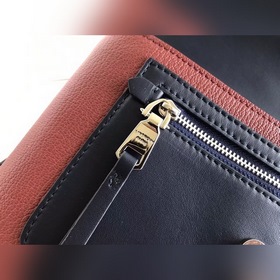 Givenchy Конверт-сумка через плечо Модель № 0147 Размер： 23*16*4,