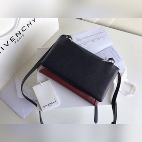 Givenchy Конверт-сумка через плечо Модель № 0147 Размер： 23*16*4,