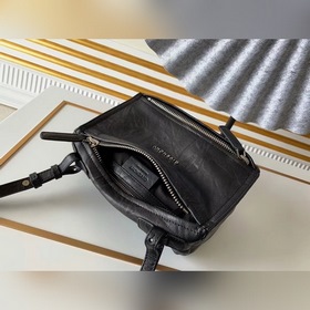 Givenchy Sipandora сумка через плечо Как будто это волшебная шкат