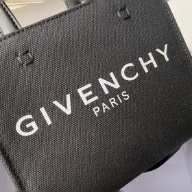 Givenchy Шоппер tote bag  Полностью металлическая фурнитура, во