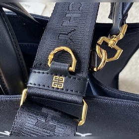 Givenchy Шоппер tote bag  Полностью металлическая фурнитура, во