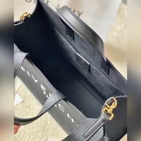 Givenchy Шоппер tote bag  Полностью металлическая фурнитура, во