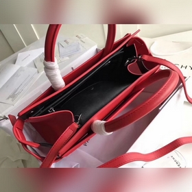 Givench Horizon Ручная сумка из гладкой кожи с плоским дном Модел