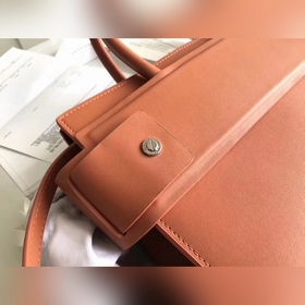 Givench Horizon Ручная сумка из гладкой кожи с плоским дном Модел
