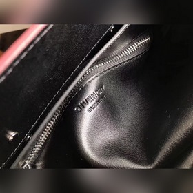 Givench Horizon Ручная сумка из гладкой кожи с плоским дном Модел