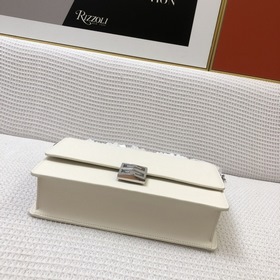 Givenchy Новая сумка с цепочкой Большой размер H021031 Маленький