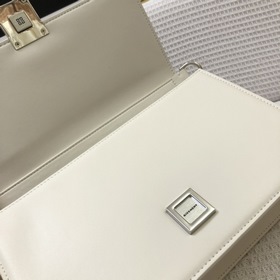 Givenchy Новая сумка с цепочкой Большой размер H021031 Маленький