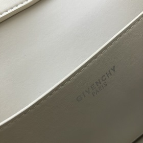 Givenchy Новая сумка с цепочкой Большой размер H021031 Маленький