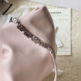 Givenchy KennyBag Сумка с цепочкой С первого взгляда я влюбилась 
