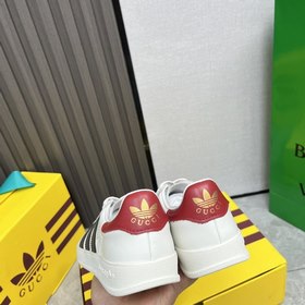Совместная коллекция Gucci × adidas Коллекция от ведущих брендов 