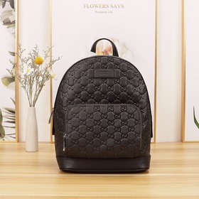 GUCCI Модный рюкзак, модель： 450967, черный с тиснением Размеры：