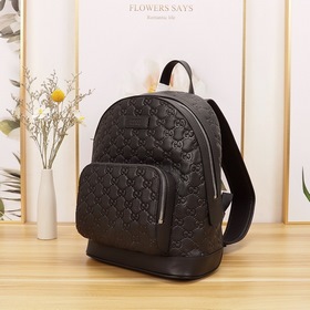 GUCCI Модный рюкзак, модель： 450967, черный с тиснением Размеры：