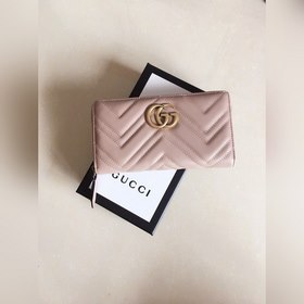 Длинный кожаный кошелек GUCCI Marmont с застежкой-молнией Артику