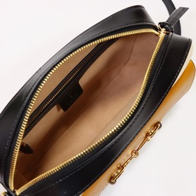 GUCCI сумка с перекрестными ремнями контрастными цветами Модель： 