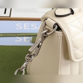 GUCCI GG Marmont серия одноплечевая сумка через плечо Модель： 583