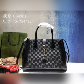 GUCCI Джинсовая серия Сумка-тоут Модель： 649016 GG Джинсовая сер