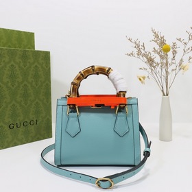 GUCCI Сумка с ручками виде бамбуковых стеблей и двумя плечевыми р