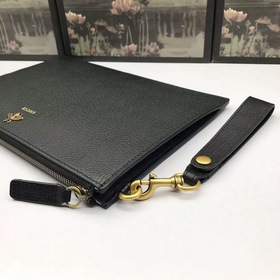 Кожаная сумка GUCCI Модель： 523684 Кожаная сумка из серии Animal