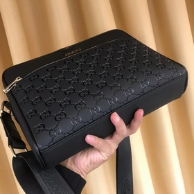 GUCCI Модная сумка через плечо Модель： 501-4 Итальянская кожа вы