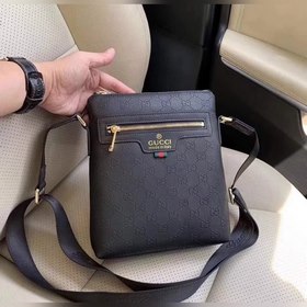 GUCCI Мужская сумка через плечо из кожи первого слоя Модель： AL98