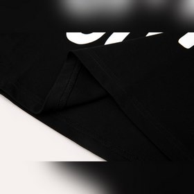 Gucci Круглый воротник с логотипом виде букв и клубничным принтом