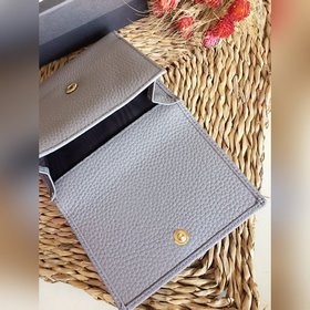 Короткий кожаный кошелек GUCCI, артикул： 456122 Импортная натурал