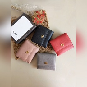 Короткий кожаный кошелек GUCCI, артикул： 456122 Импортная натурал