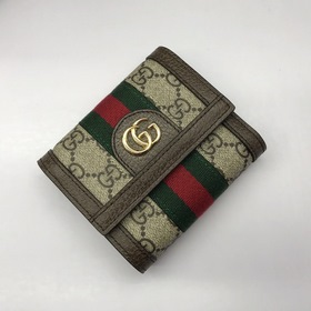 Короткий кошелек GUCCI с логотипом Double G. Артикул： 523174 Лог