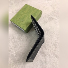 Серия Gucci Off The Grid Двухсекционный кошелек Модель： 625573 