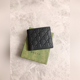 GUCCI Мужской кошелек-бумажник, модель 145754, из натуральной кож