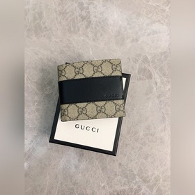 GUCCI Мужской короткий кошелек с двумя отделами Модель： 40001249 