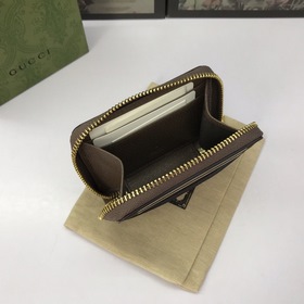 GUCCI GG Marmont серия Маленькая сумка на молнии Модель： 658552 Н