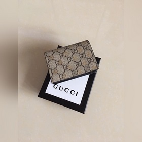 GUCCI Мужской кожаный кошелек с золотым логотипом виде пчелы Моде