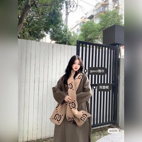 GUCCI Шарф с ромбовидными буквами 91% шерсть, 9% шелк Популярный