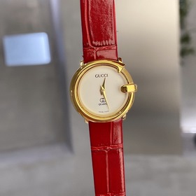 GUCCI Гуччи, часы из стали 316 Этот бренд является эталоном миним